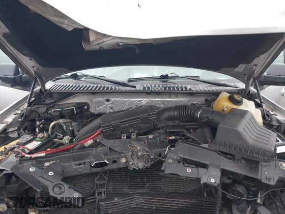 ✅ 2016 Ford Expedition Max XLT • VIN: 1FMJK1JT8GEF28388 • Lot: 41764968. Wystawiony na IAAI z przebiegiem 181 640 mil. Bezpłatny archiwum sprzedaży aukcyjnych z USA i szczegółowy raport historii pojazdu na DreamBid. Zdjęcie 10.