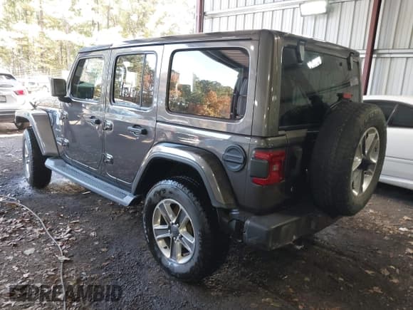 ✅ 2020 Jeep Wrangler Unlimited Sahara Altitude • VIN: 1C4HJXEG6LW120854 • Lot: 43618359. Listed on IAAI with 137,557 mi. Free auction sales archive from the USA and detailed vehicle history report at DreamBid. Image 3.