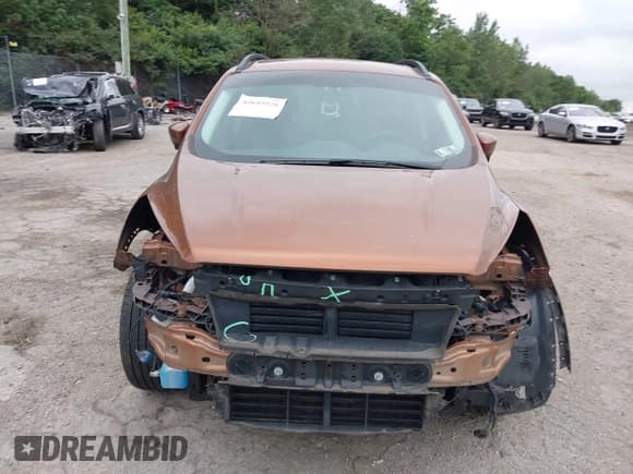 ✅ 2017 Ford Escape SE • VIN: 1FMCU9GD7HUD95311 • Lot: 42685526. Listed on IAAI with 95,785 mi. Free auction sales archive from the USA and detailed vehicle history report at DreamBid. Image 12.