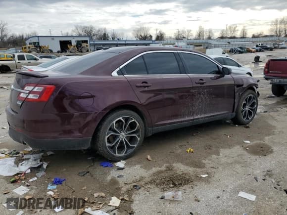 ✅ 2018 Ford Taurus SHO • VIN: 1FAHP2KT8JG141608 • Лот: 46474175. Опубликован ранее на Copart с пробегом 48 467 миль. Бесплатный доступ к архиву аукционных продаж из США и подробный отчёт об истории автомобиля на DreamBid. Изображение 3.
