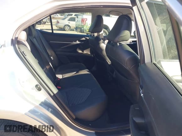 ✅ 2024 Toyota Camry SE • VIN: 4T1G11AK2RU263254 • Lot: 43577335. Listed on IAAI with 20,205 mi. Free auction sales archive from the USA and detailed vehicle history report at DreamBid. Image 8.