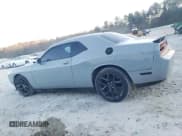 ✅ 2013 Dodge Challenger SXT • VIN: 2C3CDYAG4DH676498 • Lot: 85953914. Wystawiony na Copart z przebiegiem 169 084 mil. Bezpłatny archiwum sprzedaży aukcyjnych z USA i szczegółowy raport historii pojazdu na DreamBid. Zdjęcie 2.