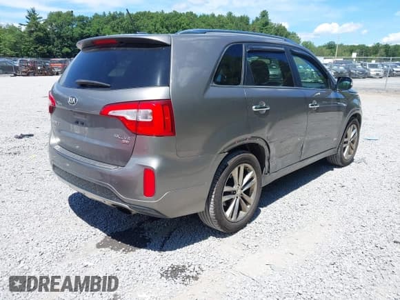 ✅ 2014 Kia Sorento SX Limited • VIN: 5XYKWDA71EG456603 • Лот: 42755023. Опубликован ранее на IAAI с пробегом 109 232 миль. Бесплатный доступ к архиву аукционных продаж из США и подробный отчёт об истории автомобиля на DreamBid. Изображение 4.