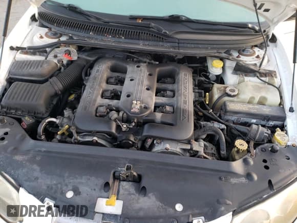 ✅ 2000 Chrysler 300M M • VIN: 2C3HE66G9YH195653 • Lot: 76975394. Wystawiony na Copart z przebiegiem 78 136 mil. Bezpłatny archiwum sprzedaży aukcyjnych z USA i szczegółowy raport historii pojazdu na DreamBid. Zdjęcie 11.