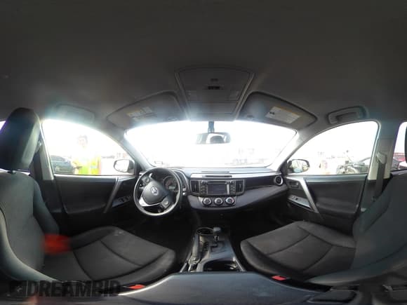 ✅ 2016 Toyota RAV4 LE • VIN: JTMZFREV5GJ093780 • Lot: 43091867. Wystawiony na IAAI z przebiegiem 135 005 mil. Bezpłatny archiwum sprzedaży aukcyjnych z USA i szczegółowy raport historii pojazdu na DreamBid. Zdjęcie 18.