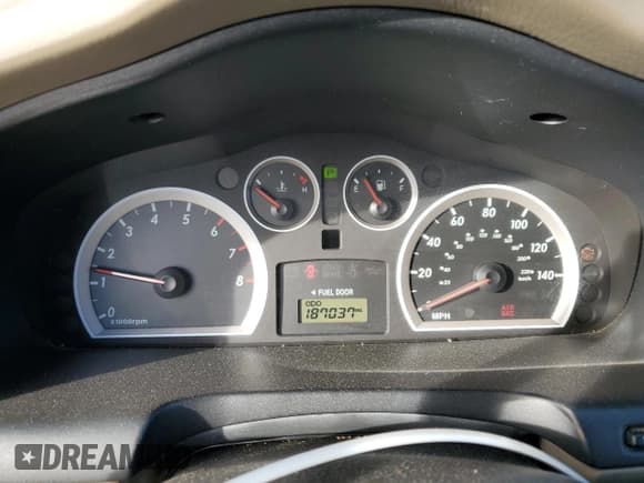 ✅ 2005 Hyundai Santa Fe GLS • VIN: KM8SC73E25U904380 • Лот: 89902785. Опубликован ранее на Copart с пробегом 187 037 миль. Бесплатный доступ к архиву аукционных продаж из США и подробный отчёт об истории автомобиля на DreamBid. Изображение 9.