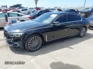 ✅ 2022 BMW 7 Series 750i xDrive • VIN: WBA7U2C00NCK89037 • Lot: 43061960. Wystawiony na IAAI z przebiegiem 30 841 mil. Bezpłatny archiwum sprzedaży aukcyjnych z USA i szczegółowy raport historii pojazdu na DreamBid. Zdjęcie 23.