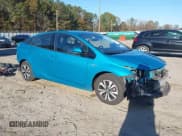 ✅ 2017 Toyota Prius Plus • VIN: JTDKARFP7H3044490 • Lot: 43642315. Wystawiony na IAAI z przebiegiem 188 452 mil. Bezpłatny archiwum sprzedaży aukcyjnych z USA i szczegółowy raport historii pojazdu na DreamBid. Zdjęcie 1.