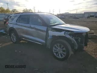 ✅ 2024 Ford Explorer XLT • VIN: 1FMSK8DH5RGA55626 • Lot: 82706615. Wystawiony na Copart z przebiegiem 15 124 mil. Bezpłatny archiwum sprzedaży aukcyjnych z USA i szczegółowy raport historii pojazdu na DreamBid. Zdjęcie 4.