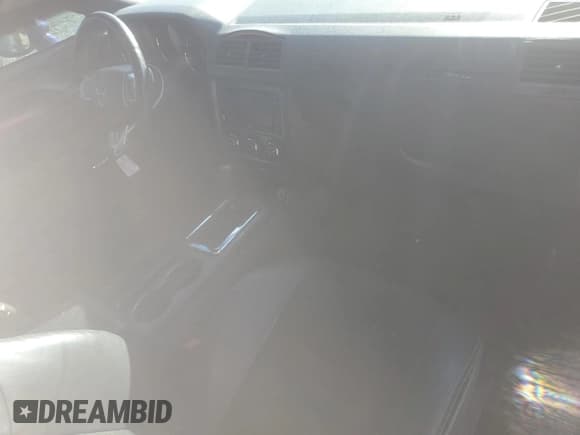 ✅ 2014 Dodge Challenger R/T Classic • VIN: 2C3CDYBTXEH205369 • Lot: 76815314. Wystawiony na Copart z przebiegiem 153 744 mil. Bezpłatny archiwum sprzedaży aukcyjnych z USA i szczegółowy raport historii pojazdu na DreamBid. Zdjęcie 8.