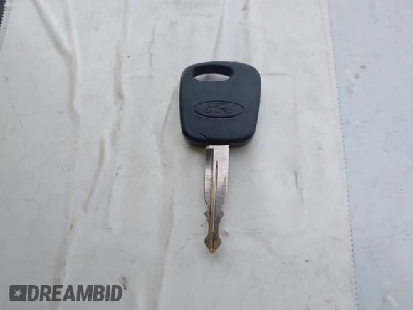 ✅ 2005 Ford Focus S • VIN: 3FAFP31NX5R102792 • Lot: 43792506. Listed on IAAI with Not provided. Free auction sales archive from the USA and detailed vehicle history report at DreamBid. Image 11.