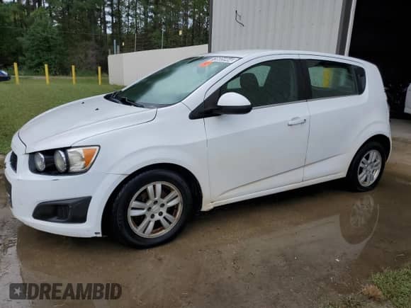 2015 Chevrolet Sonic LT с VIN 1G1JC6SH0F4112566, выставлен на аукционе Copart как лот 73685944 с пробегом 324 544 миль миль и Чистый • Clean title. История ставок и продаж доступна на DreamBid. Изображение 1.