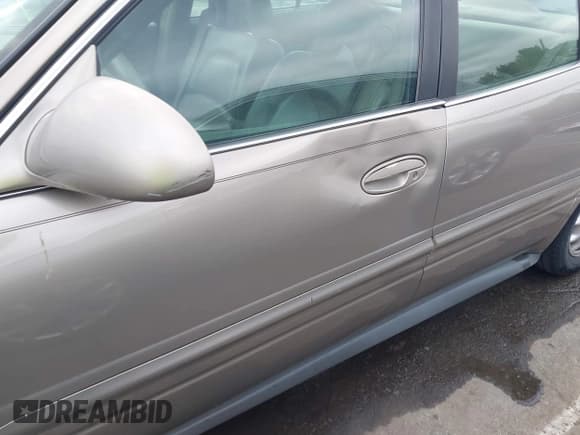 ✅ 2000 Buick LeSabre Limited • VIN: 1G4HR54K7YU321650 • Lot: 42295149. Listed on IAAI with 207,417 mi. Free auction sales archive from the USA and detailed vehicle history report at DreamBid. Image 17.