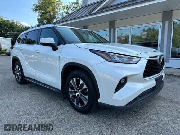 ✅ 2020 Toyota Highlander XLE • VIN: 5TDHZRBH1LS505594 • Lot: 65469195. Wystawiony na Copart z przebiegiem 174 495 mil. Bezpłatny archiwum sprzedaży aukcyjnych z USA i szczegółowy raport historii pojazdu na DreamBid. Zdjęcie 1.
