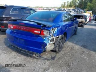 ✅ 2014 Dodge Charger SXT • VIN: 2C3CDXHG9EH369698 • Лот: 43302967. Опубликован ранее на IAAI с пробегом 290 101 миль. Бесплатный доступ к архиву аукционных продаж из США и подробный отчёт об истории автомобиля на DreamBid. Изображение 4.