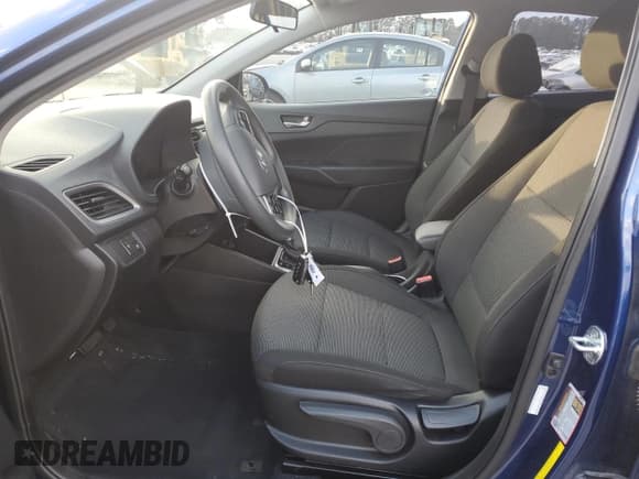 ✅ 2020 Hyundai Accent SE • VIN: 3KPC24A62LE120573 • Лот: 86328194. Опубликован ранее на Copart с пробегом 83 180 миль. Бесплатный доступ к архиву аукционных продаж из США и подробный отчёт об истории автомобиля на DreamBid. Изображение 7.