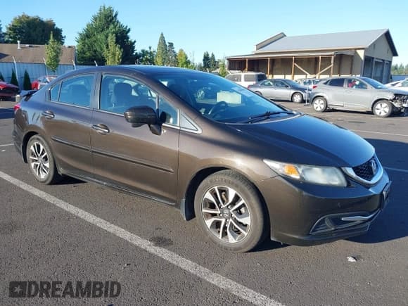 ✅ 2014 Honda Civic EX • VIN: 2HGFB2F86EH536145 • Lot: 43304066. Wystawiony na IAAI z przebiegiem 224 575 mil. Bezpłatny archiwum sprzedaży aukcyjnych z USA i szczegółowy raport historii pojazdu na DreamBid. Zdjęcie 1.