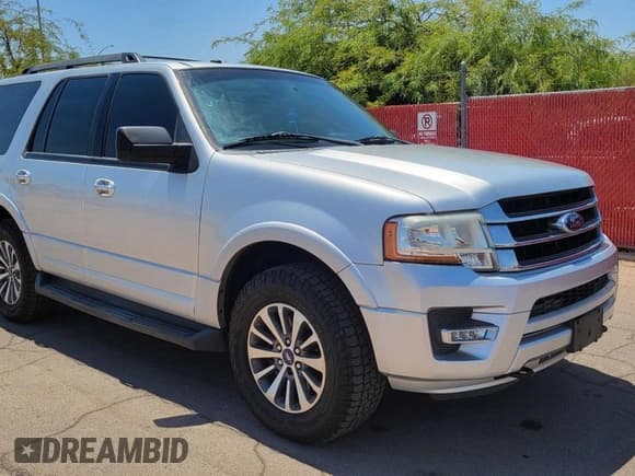 ✅ 2016 Ford Expedition XLT • VIN: 1FMJU1JT5GEF44834 • Lot: 85316335. Wystawiony na Copart z przebiegiem 103 228 mil. Bezpłatny archiwum sprzedaży aukcyjnych z USA i szczegółowy raport historii pojazdu na DreamBid. Zdjęcie 1.