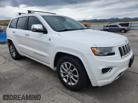 ✅ 2015 Jeep Grand Cherokee Overland • VIN: 1C4RJFCM9FC866700 • Lot: 86303435. Listed on Copart with 86,831 mi. Free auction sales archive from the USA and detailed vehicle history report at DreamBid. Image 4.