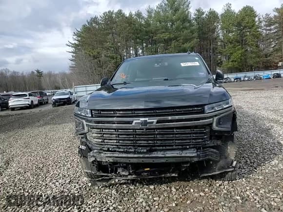 ✅ 2022 Chevrolet Suburban RST • VIN: 1GNSKEKD8NR299232 • Lot: 52011295. Listed on Copart with 77,715 mi. Free auction sales archive from the USA and detailed vehicle history report at DreamBid. Image 11.