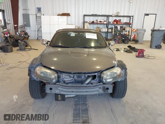 ✅ 2006 Mazda MX-5 Miata Grand Touring • VIN: JM1NC25F460110113 • Lot: 42327604. Wystawiony na IAAI z przebiegiem 202 054 mil. Bezpłatny archiwum sprzedaży aukcyjnych z USA i szczegółowy raport historii pojazdu na DreamBid. Zdjęcie 12.