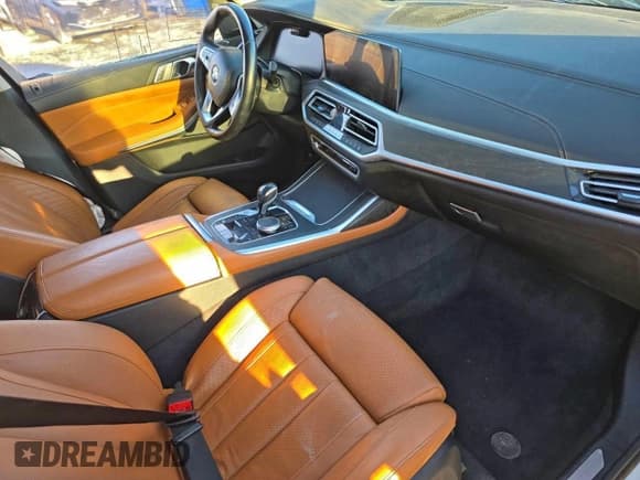 ✅ 2019 BMW X7 xDrive40i • VIN: 5UXCW2C57KL086101 • Lot: 94126035. Listed on Copart with 87,121 mi. Free auction sales archive from the USA and detailed vehicle history report at DreamBid. Image 7.