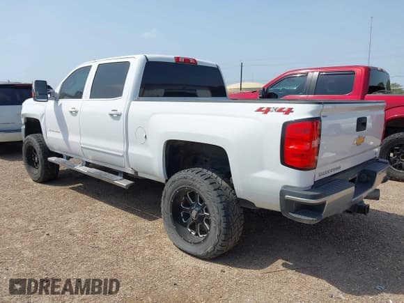 ✅ 2019 Chevrolet Silverado 2500HD LT • VIN: 1GC1KSEY5KF121647 • Лот: 41936127. Опубликован ранее на IAAI с пробегом 117 059 миль. Бесплатный доступ к архиву аукционных продаж из США и подробный отчёт об истории автомобиля на DreamBid. Изображение 3.