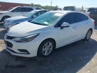 2016 Chevrolet Cruze LT с VIN 1G1BE5SM2G7271451, выставлен на аукционе IAAI как лот 43391114 с пробегом 228 784 миль миль и . История ставок и продаж доступна на DreamBid. Изображение 2.