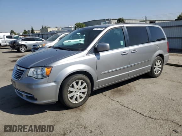 ✅ 2015 Chrysler Town & Country Touring • VIN: 2C4RC1BG4FR726005 • Lot: 84837065. Listed on Copart with 159,153 mi. Free auction sales archive from the USA and detailed vehicle history report at DreamBid. Image 1.