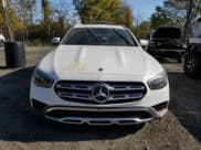 ✅ 2023 Mercedes-Benz E 450 • VIN: W1KZH6AB7PB110339 • Lot: 49433785. Listed on Copart with Not provided. Free auction sales archive from the USA and detailed vehicle history report at DreamBid. Image 5.