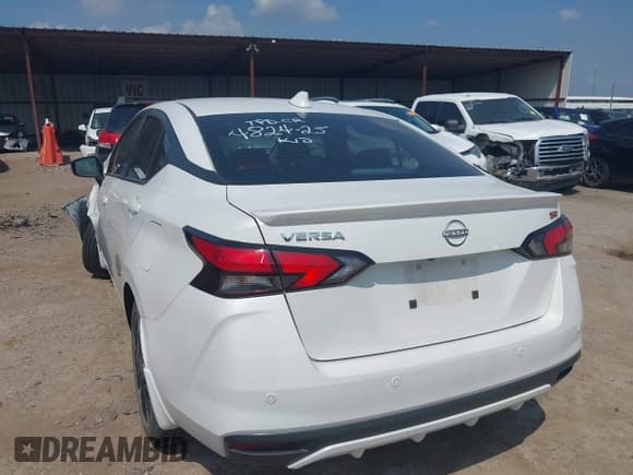 ✅ 2024 Nissan Versa SR • VIN: 3N1CN8FV3RL840308 • Лот: 42905349. Опубликован ранее на IAAI с пробегом 11 389 миль. Бесплатный доступ к архиву аукционных продаж из США и подробный отчёт об истории автомобиля на DreamBid. Изображение 3.