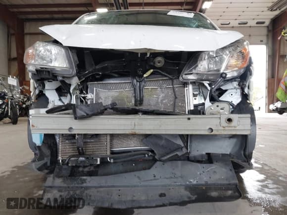 ✅ 2019 Nissan NV200 SV • VIN: 3N6CM0KN3KK695013 • Lot: 43406390. Wystawiony na IAAI z przebiegiem 56 986 mil. Bezpłatny archiwum sprzedaży aukcyjnych z USA i szczegółowy raport historii pojazdu na DreamBid. Zdjęcie 6.