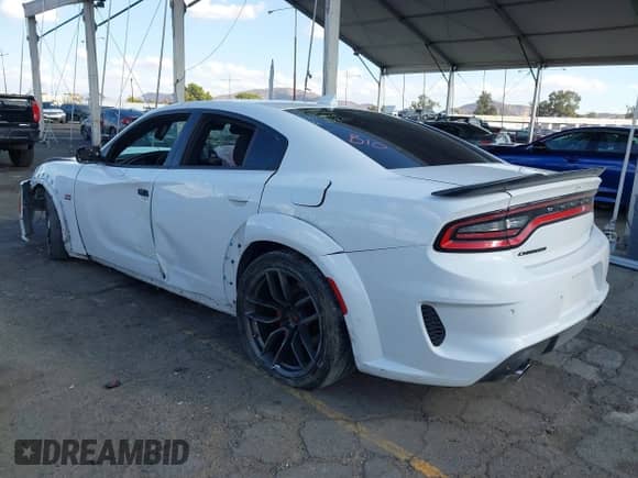 2020 Dodge Charger Scat Pack with VIN 2C3CDXGJ5LH160551, listed as a IAAI auction lot 43372982 with 45,141 mi miles and . Bid and sale history available at DreamBid. Image 3.