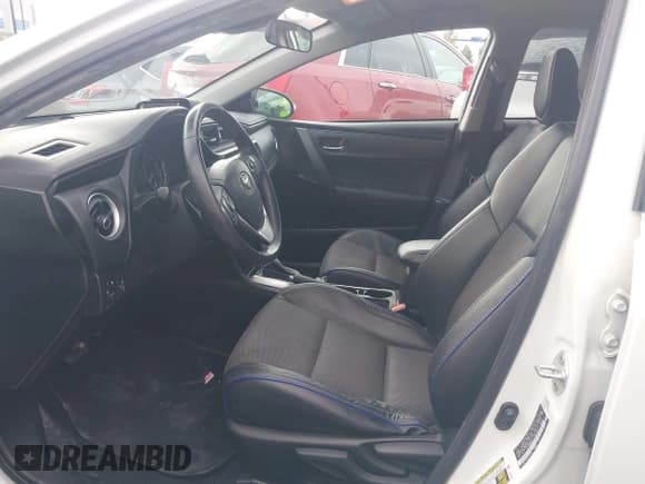 ✅ 2018 Toyota Corolla LE • VIN: 5YFBURHE8JP787045 • Lot: 43715533. Listed on IAAI with 105,003 mi. Free auction sales archive from the USA and detailed vehicle history report at DreamBid. Image 5.