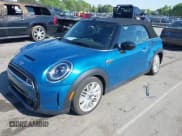 ✅ 2024 MINI Convertible Cooper S • VIN: WMW43DL00R3R86652 • Лот: 41991333. Опубликован ранее на IAAI с пробегом 7 417 миль. Бесплатный доступ к архиву аукционных продаж из США и подробный отчёт об истории автомобиля на DreamBid. Изображение 2.