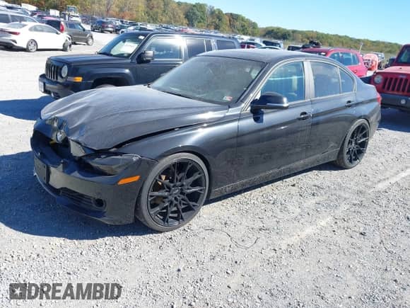 2014 BMW 3 Series 328i с VIN WBA3A5G57ENP32089, выставлен на аукционе IAAI как лот 43374703 с пробегом 134 910 миль миль и . История ставок и продаж доступна на DreamBid. Изображение 2.