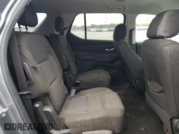 ✅ 2018 Chevrolet Traverse LT Cloth • VIN: 1GNERGKW4JJ166935 • Lot: 90820425. Listed on Copart with 105,709 mi. Free auction sales archive from the USA and detailed vehicle history report at DreamBid. Image 11.