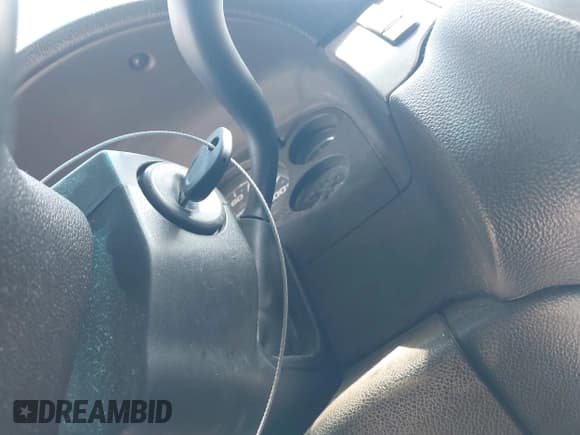 ✅ 2011 Chevrolet Suburban LT • VIN: 1GNSCJE07BR259203 • Lot: 42888910. Listed on IAAI with 246,717 mi. Free auction sales archive from the USA and detailed vehicle history report at DreamBid. Image 11.