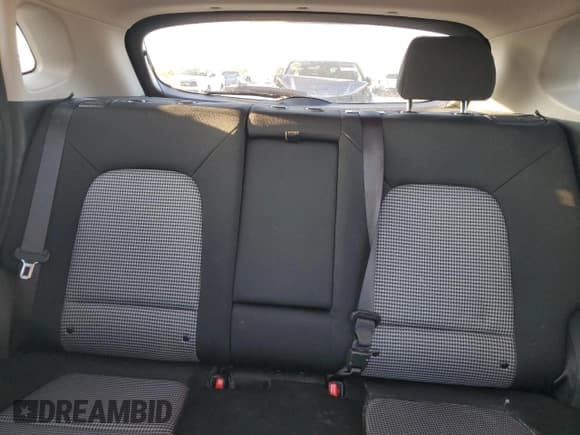 ✅ 2018 Hyundai Kona SEL • VIN: KM8K22AA4JU137499 • Лот: 71777324. Опубликован ранее на Copart с пробегом 101 691 миль. Бесплатный доступ к архиву аукционных продаж из США и подробный отчёт об истории автомобиля на DreamBid. Изображение 10.