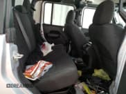 ✅ 2023 Jeep Gladiator Willys • VIN: 1C6HJTAG0PL577480 • Lot: 68544305. Wystawiony na Copart z przebiegiem 37 936 mil. Bezpłatny archiwum sprzedaży aukcyjnych z USA i szczegółowy raport historii pojazdu na DreamBid. Zdjęcie 10.