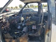 ✅ 1993 GMC Sierra 1500 • VIN: 1GTGC39N9PE540336 • Lot: 69100205. Wystawiony na Copart z przebiegiem Nie podano. Bezpłatny archiwum sprzedaży aukcyjnych z USA i szczegółowy raport historii pojazdu na DreamBid. Zdjęcie 7.