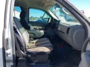 ✅ 2009 Chevrolet Silverado 2500HD Work Truck • VIN: 1GCHK49K19E133164 • Лот: 43423369. Опубликован ранее на IAAI с пробегом 304 182 миль. Бесплатный доступ к архиву аукционных продаж из США и подробный отчёт об истории автомобиля на DreamBid. Изображение 5.