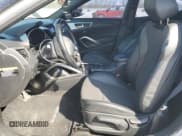 ✅ 2016 Hyundai Veloster • VIN: KMHTC6AD6GU270499 • Lot: 48957985. Wystawiony na Copart z przebiegiem 124 787 mil. Bezpłatny archiwum sprzedaży aukcyjnych z USA i szczegółowy raport historii pojazdu na DreamBid. Zdjęcie 7.