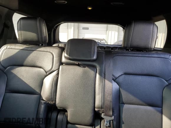 ✅ 2017 Ford Explorer Limited • VIN: 1FM5K8F87HGC39166 • Lot: 92393065. Wystawiony na Copart z przebiegiem 152 289 mil. Bezpłatny archiwum sprzedaży aukcyjnych z USA i szczegółowy raport historii pojazdu na DreamBid. Zdjęcie 10.