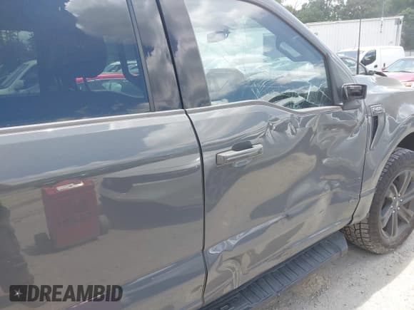 ✅ 2021 Ford F-150 XL • VIN: 1FTFW1E8XMFC04210 • Lot: 42493373. Listed on IAAI with 99,181 mi. Free auction sales archive from the USA and detailed vehicle history report at DreamBid. Image 17.