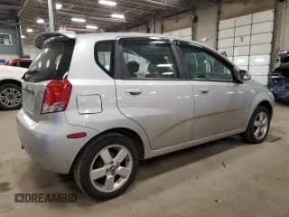 ✅ 2008 Chevrolet Aveo LS • VIN: KL1TD66658B075719 • Lot: 49872915. Wystawiony na Copart z przebiegiem 121 042 mil. Bezpłatny archiwum sprzedaży aukcyjnych z USA i szczegółowy raport historii pojazdu na DreamBid. Zdjęcie 3.