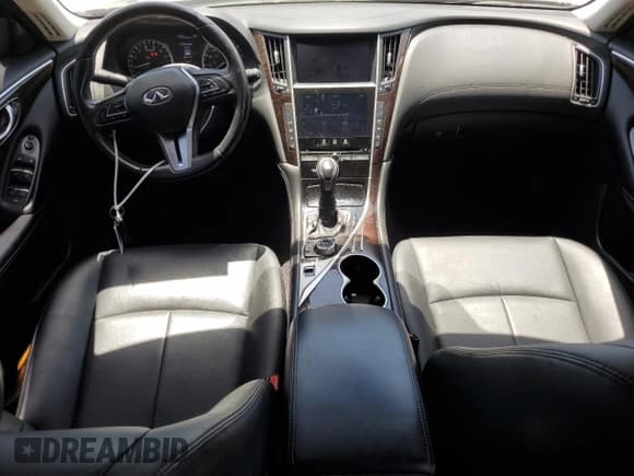 ✅ 2018 Infiniti Q50 Luxe • VIN: JN1EV7AP5JM352595 • Лот: 56908695. Опубликован ранее на Copart с пробегом 166 102 миль. Бесплатный доступ к архиву аукционных продаж из США и подробный отчёт об истории автомобиля на DreamBid. Изображение 8.