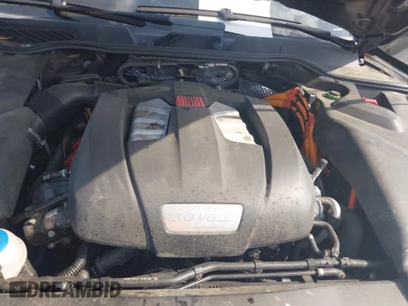 ✅ 2016 Porsche Cayenne S E-Hybrid • VIN: WP1AE2A27GLA59572 • Lot: 42289960. Wystawiony na IAAI z przebiegiem 100 806 mil. Bezpłatny archiwum sprzedaży aukcyjnych z USA i szczegółowy raport historii pojazdu na DreamBid. Zdjęcie 10.