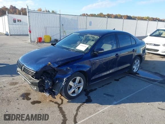 ✅ 2012 Volkswagen Jetta TDI • VIN: 3VWLL7AJ0CM334757 • Лот: 43594326. Опубликован ранее на IAAI с пробегом 80 424 миль. Бесплатный доступ к архиву аукционных продаж из США и подробный отчёт об истории автомобиля на DreamBid. Изображение 2.