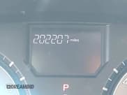 ✅ 2011 Honda Odyssey EX-L • VIN: 5FNRL5H6XBB018305 • Lot: 43509435. Listed on IAAI with 202,207 mi. Free auction sales archive from the USA and detailed vehicle history report at DreamBid. Image 15.